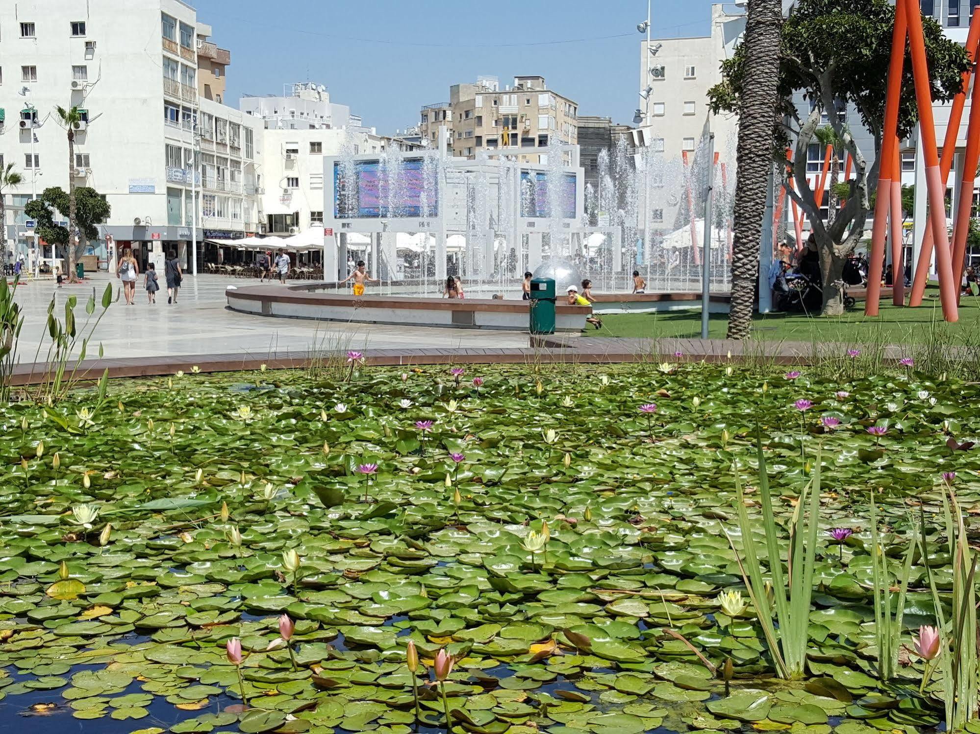 Netanya Motel Pierre Экстерьер фото