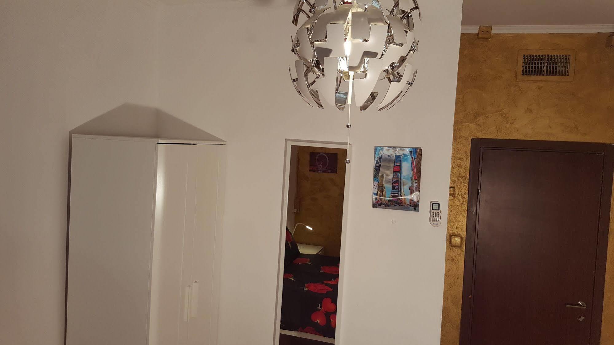 Netanya Motel Pierre Экстерьер фото
