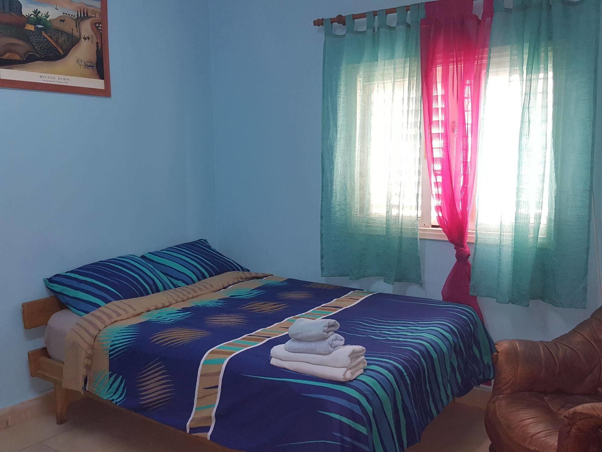 Netanya Motel Pierre Экстерьер фото