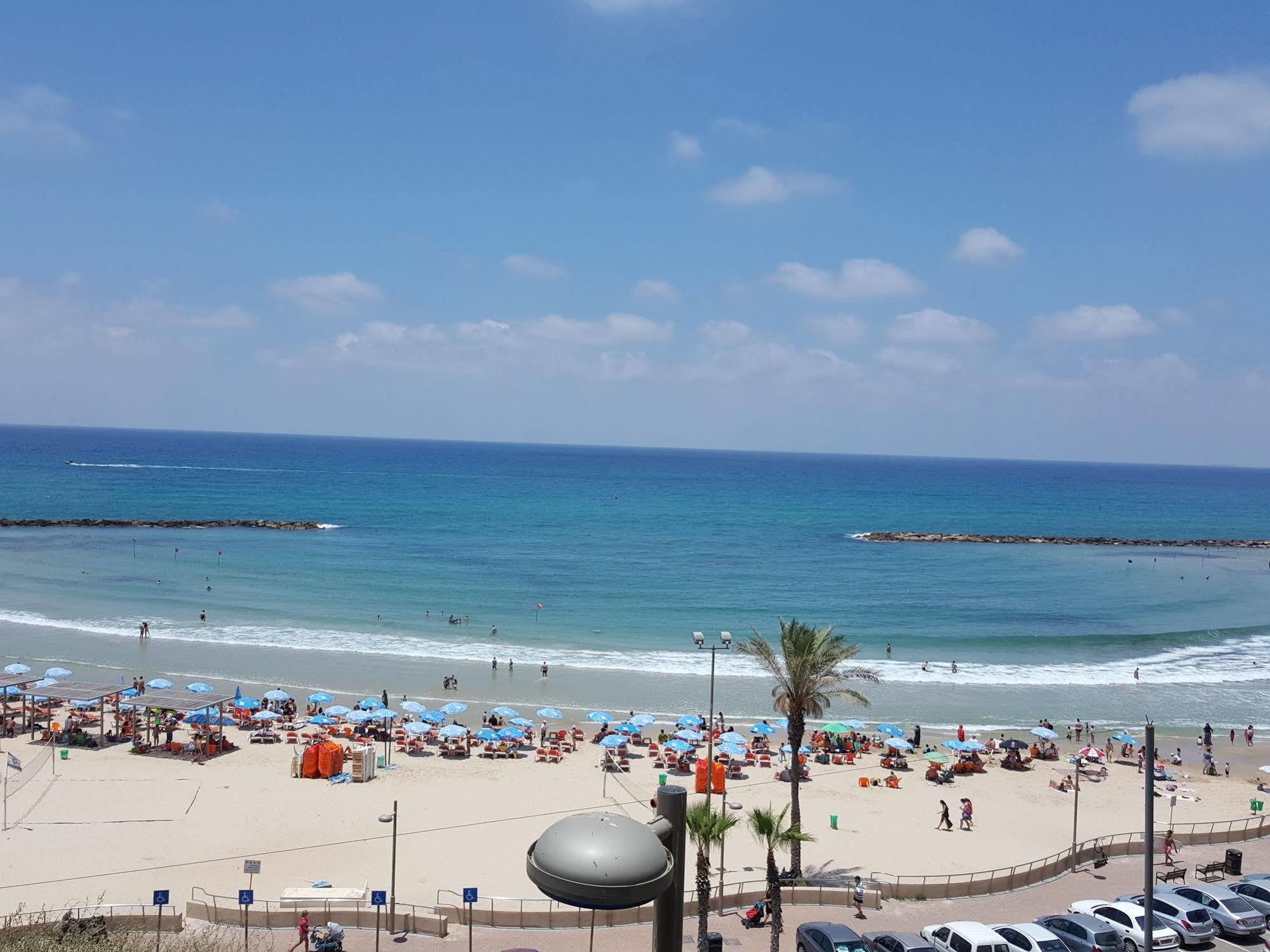 Netanya Motel Pierre Экстерьер фото